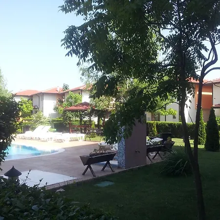 Daire Chateau 2 Studio Aheloy